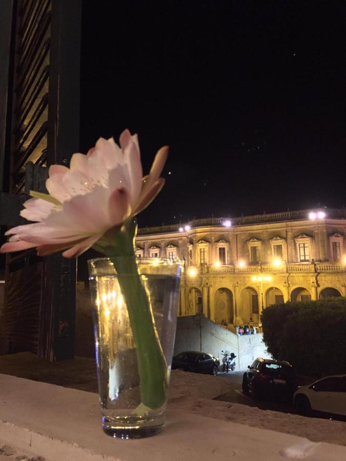 Landolina Palace Hotel Noto Ngoại thất bức ảnh